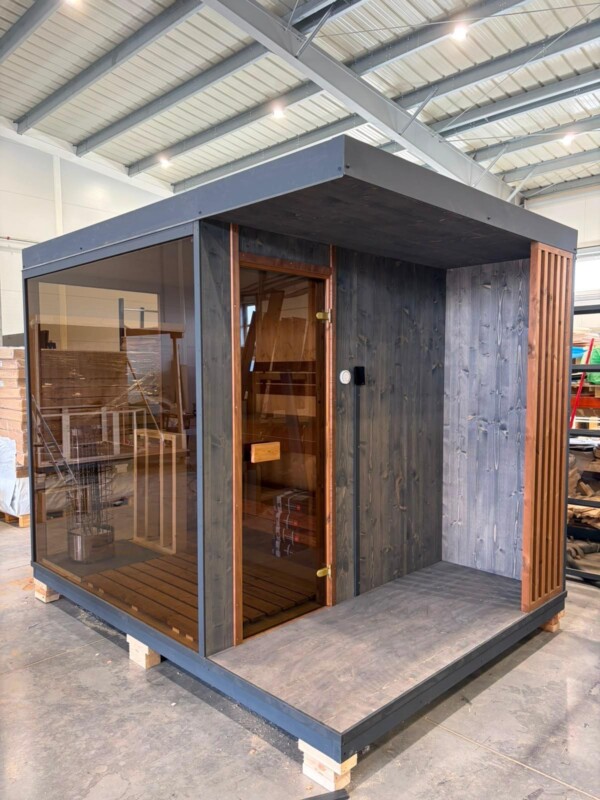 Sauna da Esterno con Ingresso Riparato
