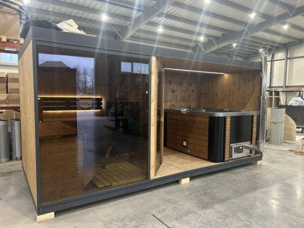 Sauna moderna modulare in legno per giardino