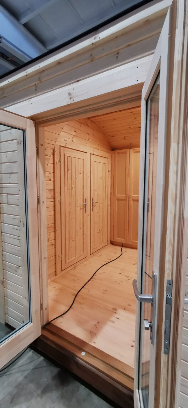 LUX MEGA POD isolato 3x4,80 m con ingresso centrale – fotografia 9